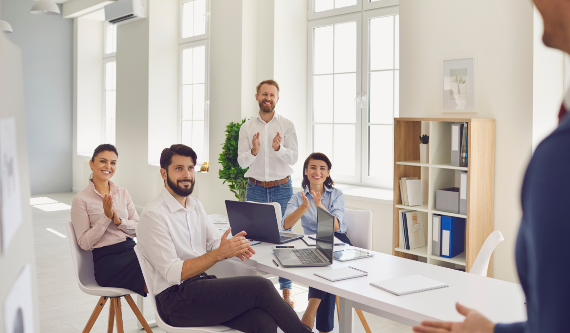 5 point checklist for choosing the right sales readiness platform