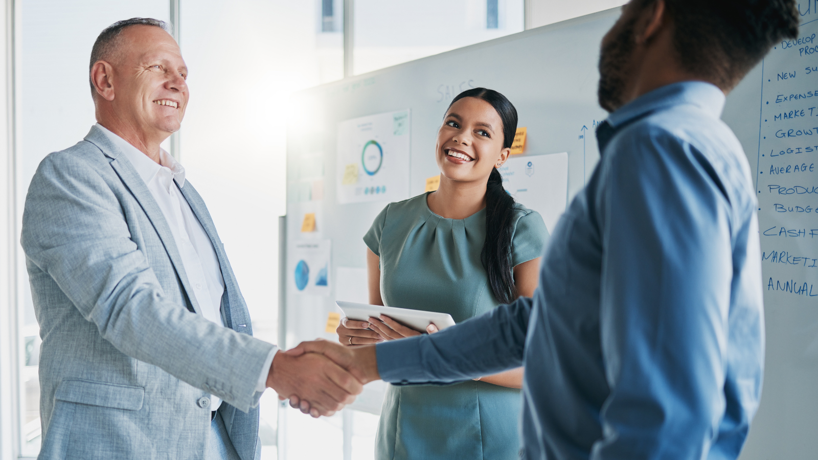 An ultimate guide to successful sales onboarding