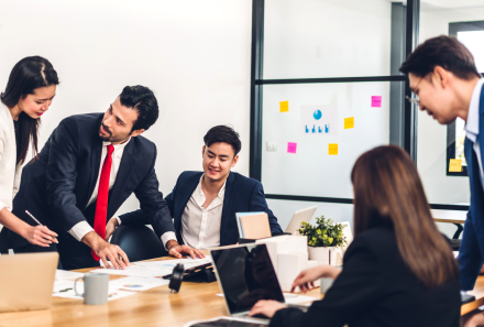 Improve your Sales performance: The Importance of Tracking & Analyzing Sales Metrics