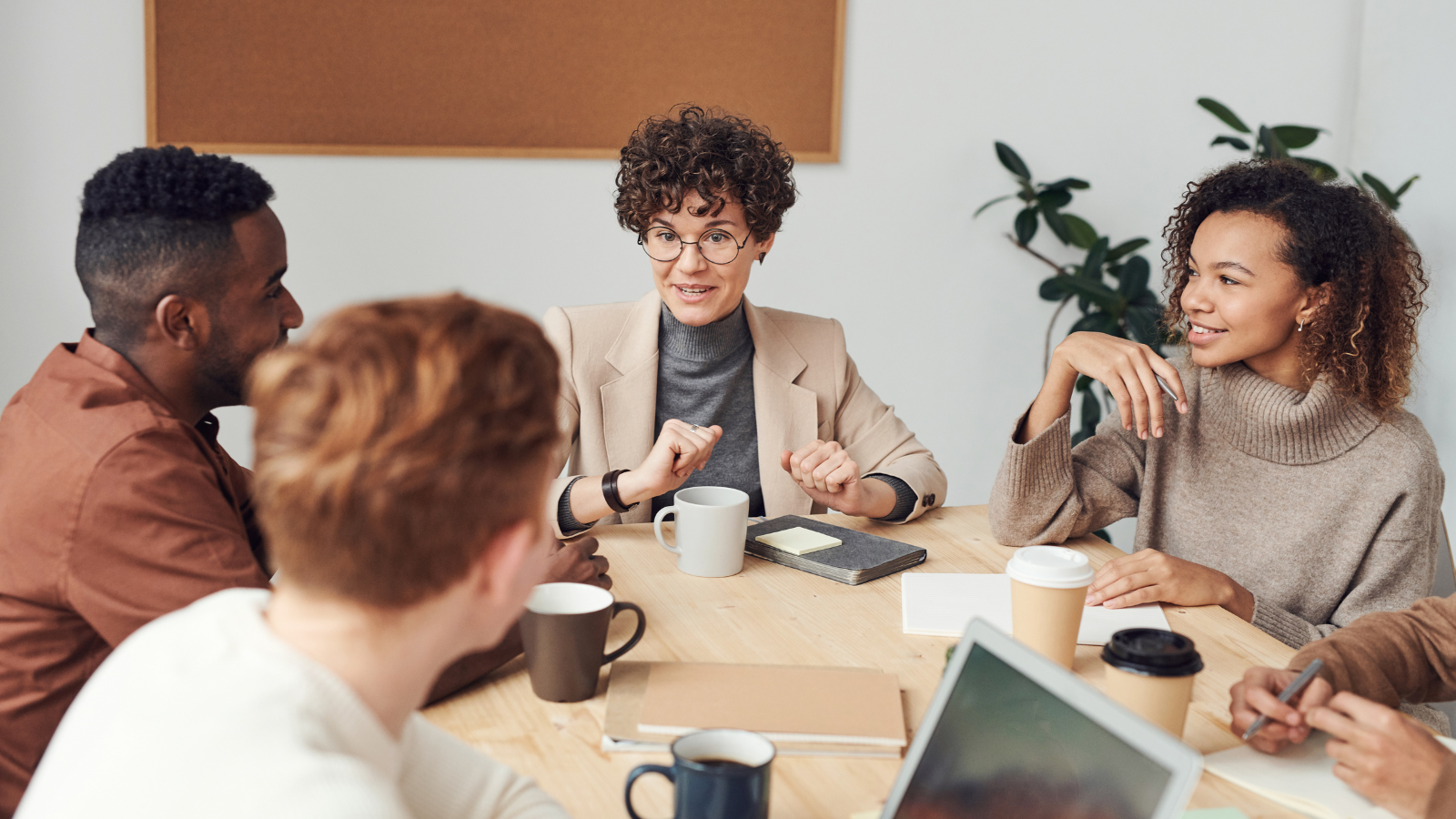 7 Proven Strategies for Elevating Sales team Performance