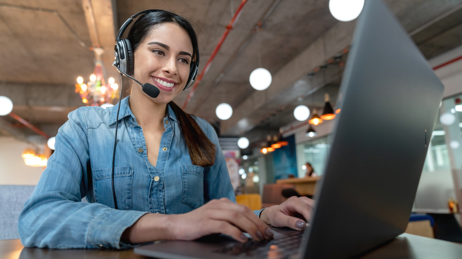 Shaping the Future of Selling: How Generative AI based Coaching is Transforming Sales Training