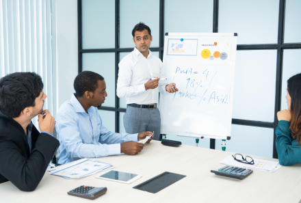 Awarathon’s AI sales training platform – Boost commercial team’s sales performance.