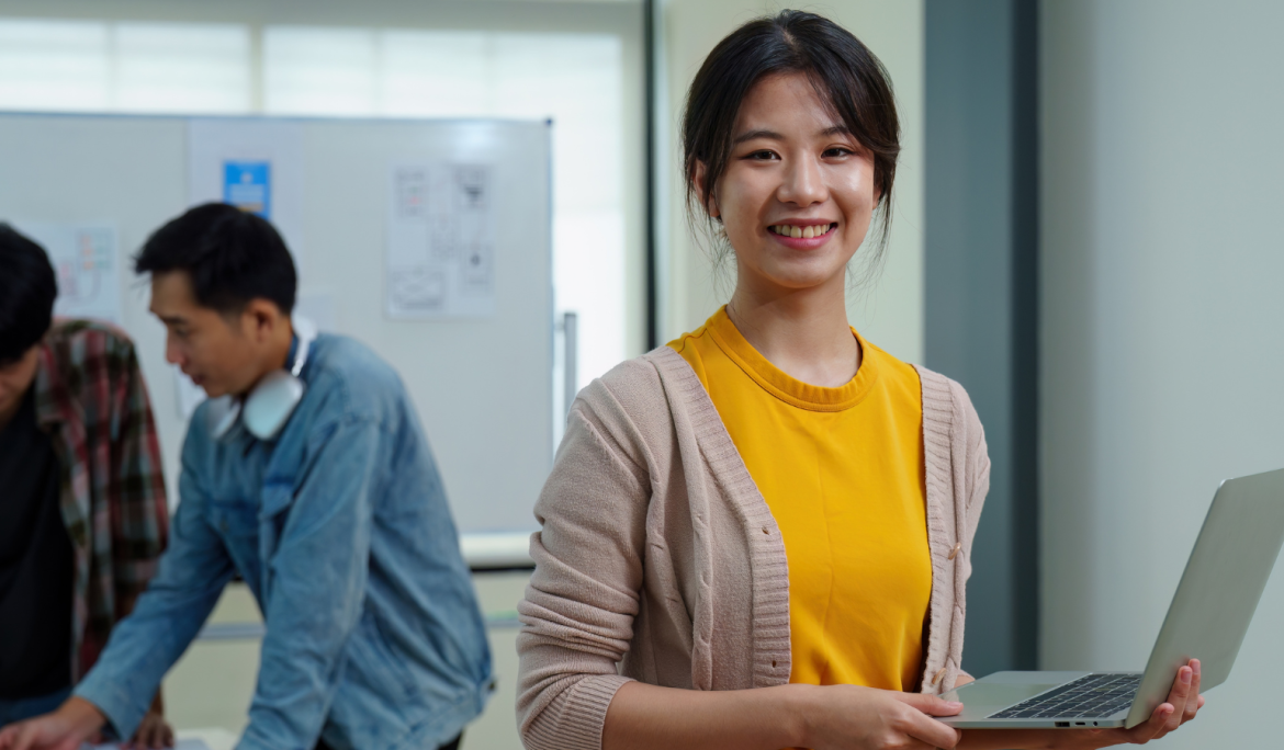 AI Vs Manual: A New Era of Learning and Growth
