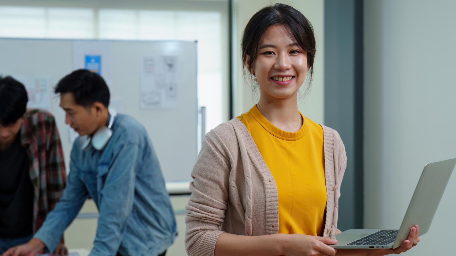 AI Vs Manual: A New Era of Learning and Growth