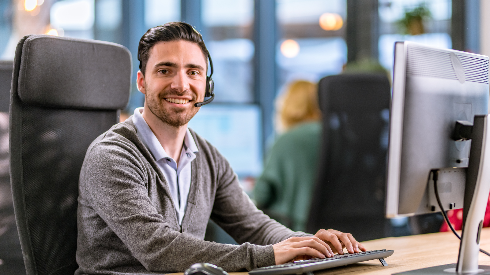 Top 5 AI Tool Features Every Call Centre Should Use To Boost Efficiency